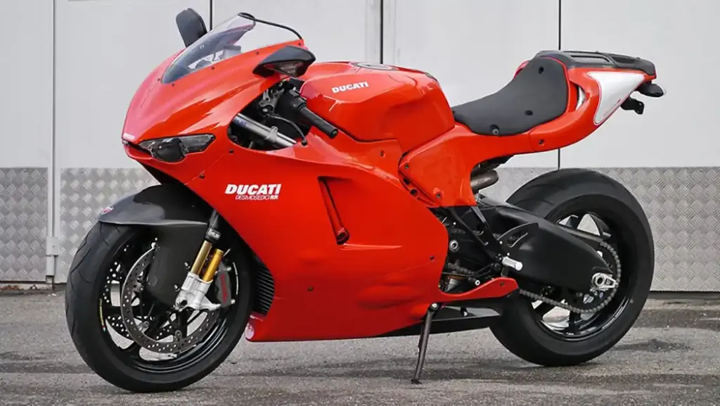 MaxMoto 750